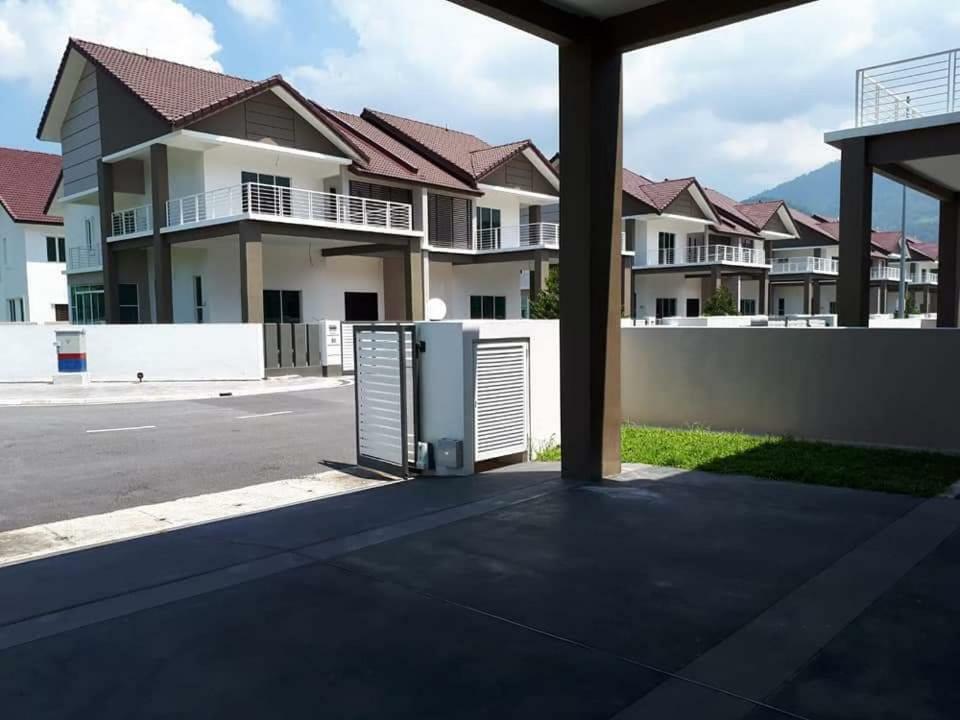 Greenville Homestay Balik Pulau Luaran gambar